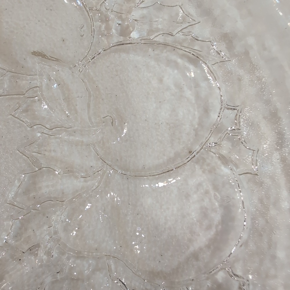 VTG Stunning Cut Glass Plate w/ Embossed Holly Apples Pears Wreath Christmas - Picture 2 of 7